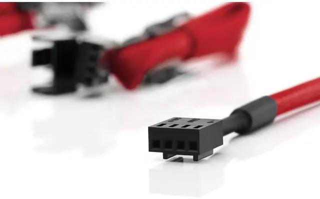 Alt view image 3 of 3 - Noctua NA-SEC1 chromax.red, 3-Pin/4-Pin Extension Cables (30cm, Red)