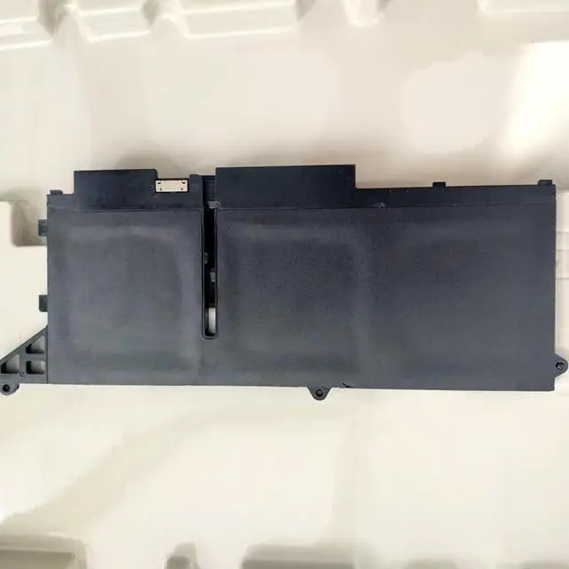 Alt view image 3 of 3 - 41WH M69D0 battery for DELL Latitude 13 7330 Rugged Extreme 31CP5/65/68