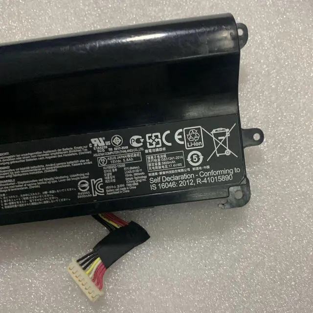 Alt view image 3 of 4 - 96WH A42N1520 battery for Asus ROG G752VY GFX72 GFX72V G752VS