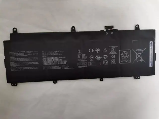 Main image of New 60Wh C41N1828 Replacement Battery for Zephyrus S GX531 GX531G GX531GV GX531GW Series