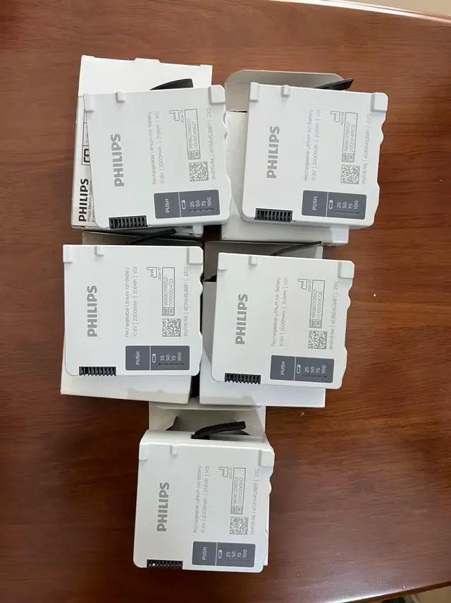 Alt view image 3 of 3 - 989803196521 Battery for Philips IntelliVue X3/MX100 Patient Monitor - 10.8V 2000mAh - Replaces 453564526811, 3INR19/66 - Medical Grade Li-ion