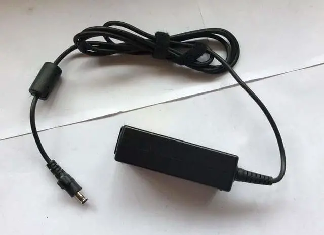 Alt view image 3 of 6 - 19V 40W 2.1A AC Power Adapter for Samsung R480 R522 R530 Q45 Battery Charger
