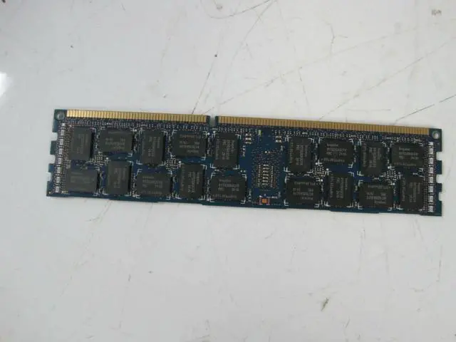 Alt view image 3 of 4 - Lot of 4 Hynix 8GB 2Rx4 PC3-12800R HMT31GR7CFR4C-PB RAM (32GB)