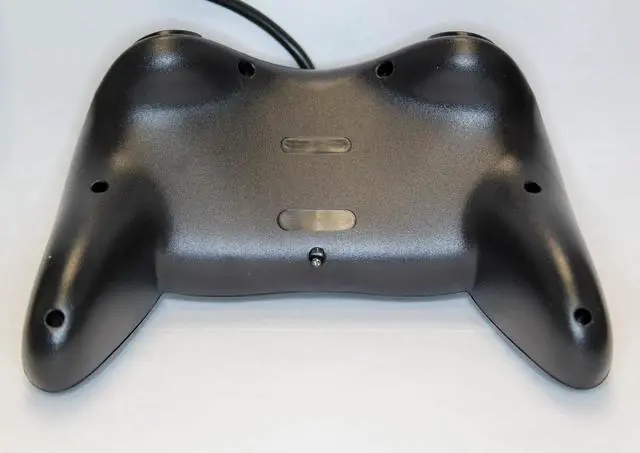 Alt view image 3 of 5 - Replacement Pro Controller for Wii Black by Mars Devices