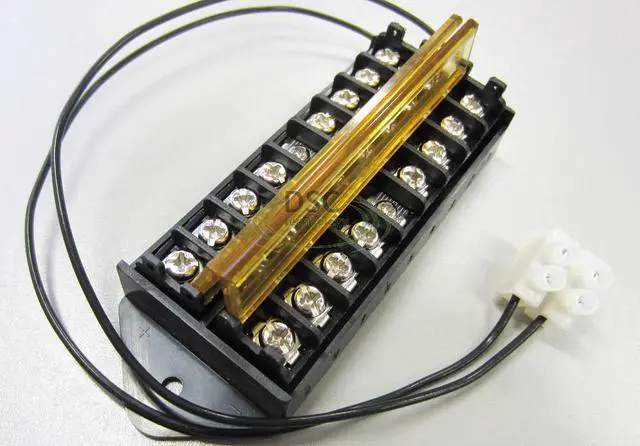 Alt view image 3 of 4 - 8 Way Terminal Block Bus Bar With 18AWG Power Lead and Cover, Splits 1 Input to 8 Out