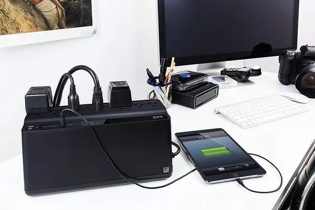 Alt view image 4 of 5 - APC UPS Battery Backup & Surge Protector with USB Charger, 600VA Uninterruptible Power Supply (BE600M1)