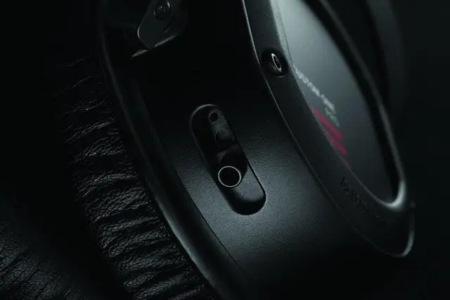 Alt view image 9 of 14 - Beyerdynamic CUSTOM One Pro Plus Interactive Premium Closed Headphones (Black)