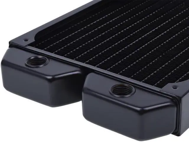 Alt view image 10 of 14 - Alphacool NexXxos ST30 Full Copper Radiator 420, 140mm x 3, Triple Fan, Black