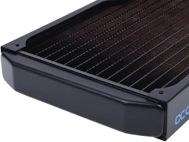 Alt view image 11 of 14 - Alphacool NexXxos ST30 Full Copper Radiator 420, 140mm x 3, Triple Fan, Black