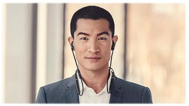 Alt view image 10 of 19 - Jabra Evolve 65e UC & Link 370 Wireless Professional Earbuds
