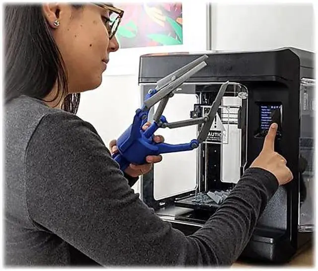 Alt view image 11 of 14 - Makerbot Sketch Single 3D Printer Classroom Kit