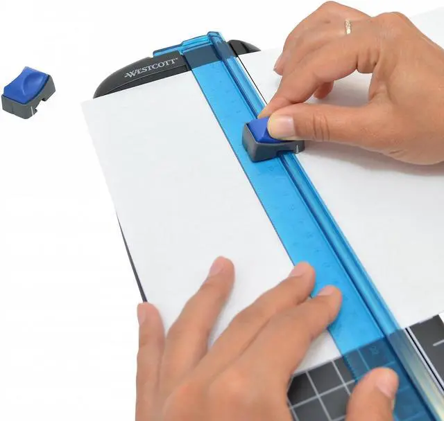 Alt view image 18 of 19 - Westcott Multi-Purpose Personal Trimmer 10 Sheets Plastic 6.38 x 12 15804