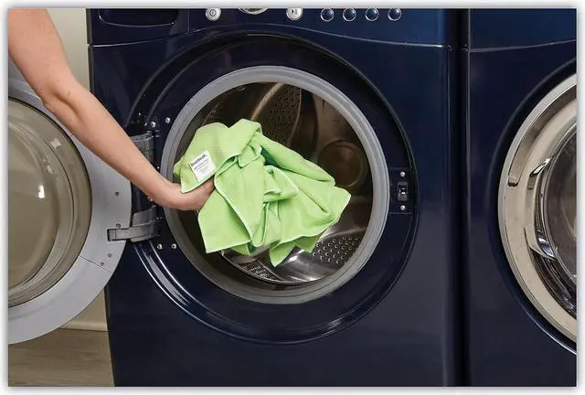 Alt view image 5 of 5 - Boardwalk Microfiber Cleaning Cloths 16 x 16 Green 24/Pack 2164037