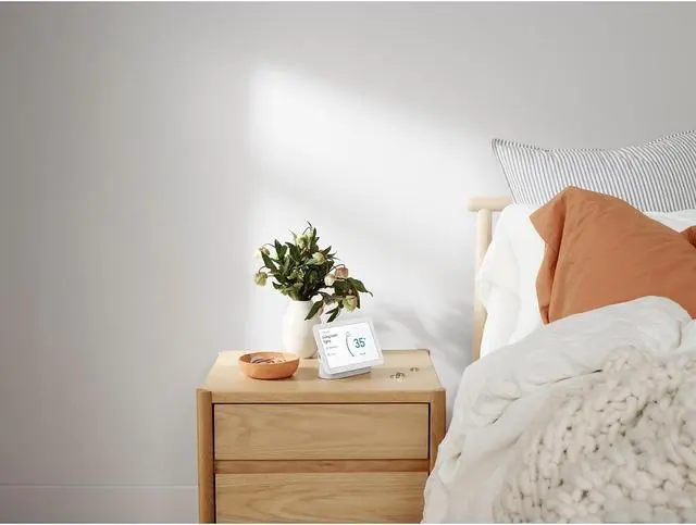 Alt view image 10 of 13 - Google Nest Hub with Google Assistant (2nd Generation), Chalk - OEM