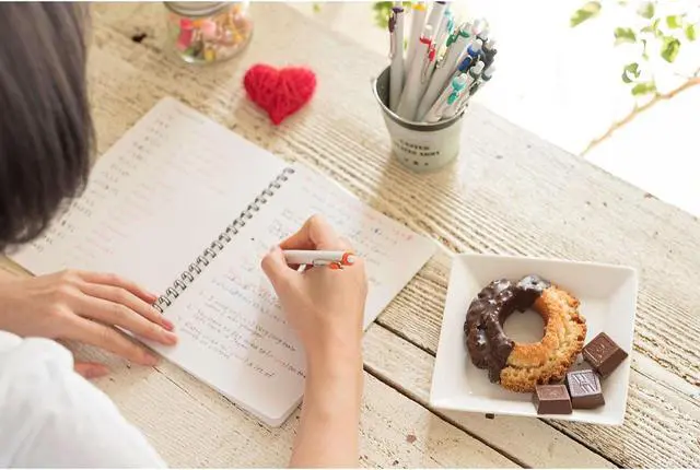 Alt view image 7 of 14 - uni-ball uni one Retractable Gel Pens Medium Point 0.7mm Assorted Ink 5/Pack (70381)