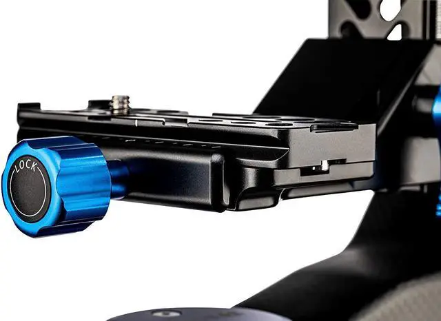 Alt view image 10 of 19 - Benro Carbon Fiber Gimbal Head with PL100LW Plate GH5C