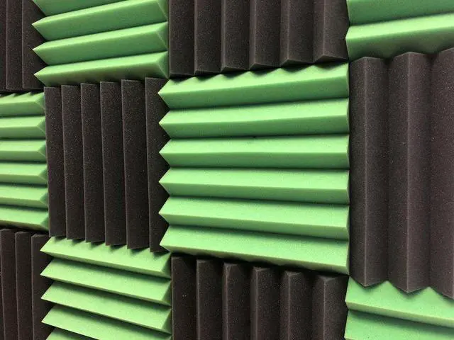 Alt view image 3 of 4 - 2" Green and Black Acoustic Wedge Soundproofing Studio Tiles 12 pack