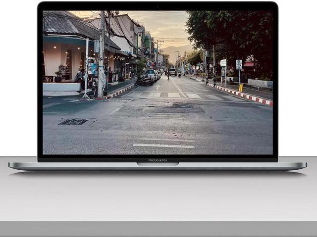 Refurbished: Apple 15in MacBook Pro Retina Touch Bar 2.8GHz Intel