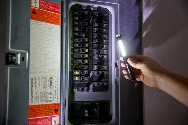 Alt view image 2 of 8 - PowerSmith PILP450UVL 450/140 Lumen Rechargeable LED Inspection Pen Light with Flood, Spot, 365 nm UV Light and Red Laser Pointer. Aluminum Alloy Body with a Swivelling Magnetic Pocket Clip