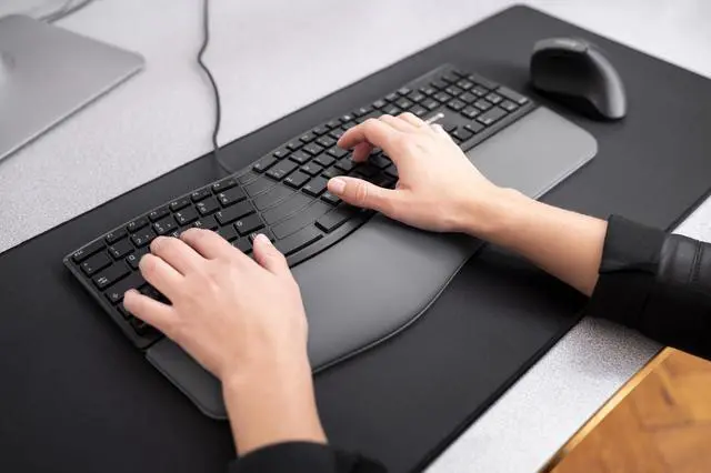 Alt view image 15 of 16 - CHERRY ERGO KC 4500 Keyboard JK4500EU2
