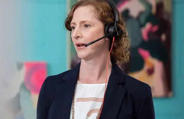 Alt view image 7 of 7 - Plantronics Blackwire 3320 USB-C Headset 213935-101