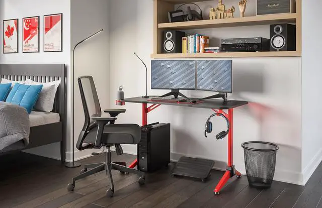 Alt view image 2 of 3 - Safco Resi LED Desk Lamp