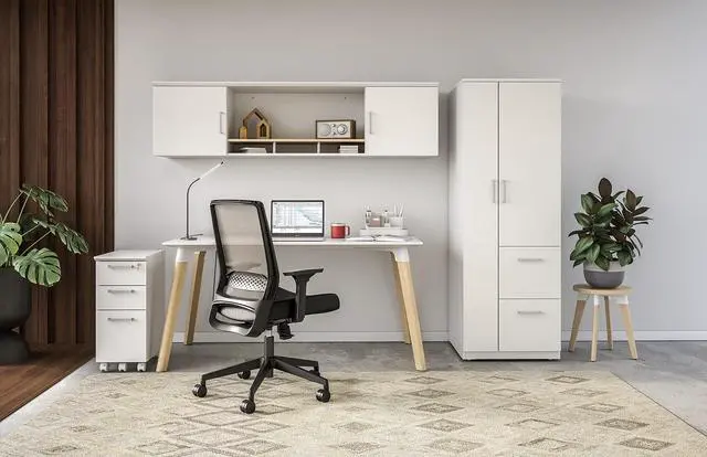 Alt view image 3 of 3 - Safco Resi LED Desk Lamp