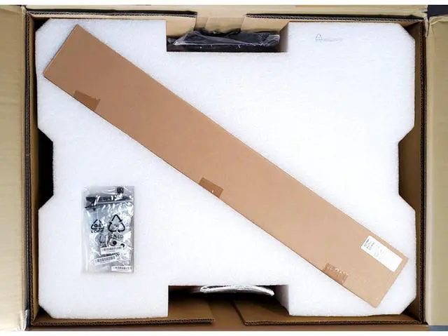 Alt view image 3 of 6 - Dell Z9264F-ON 64P 100GbE QSFP28 2P SFP+ I/O-PSU Switch (Kit)