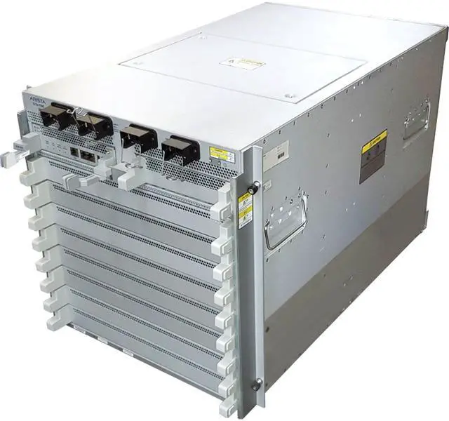 Alt view image 3 of 6 - Arista DCS-7508 Data Center Switch Chassis