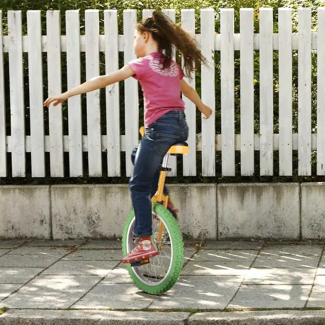 Alt view image 7 of 7 - Yescom 18 In Wheel Outdoor Unicycle Skid-proof Tire Fitness Bicycle Balance Training for Adults Teenagers Kids, Yellow & Green