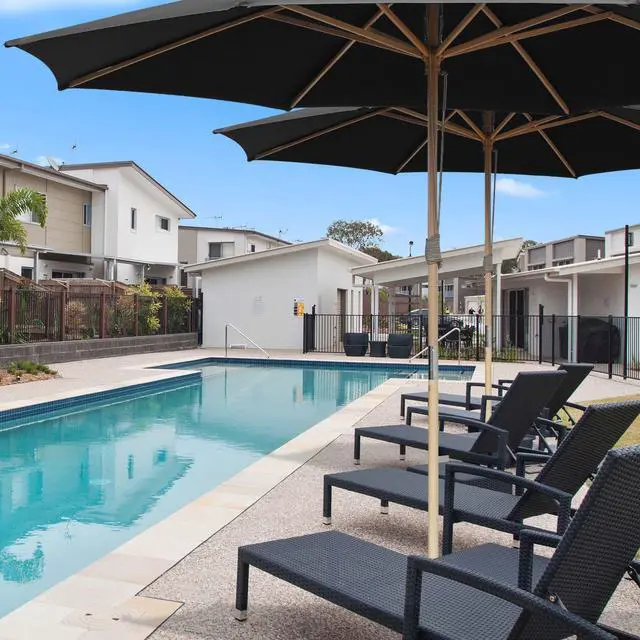 Alt view image 2 of 7 - Yescom 13FT Large Outdoor Patio Umbrella UV30+ Wood 8 Rib Pole for Table Beach Yard Garden Wedding Deck Cafe Pool Black