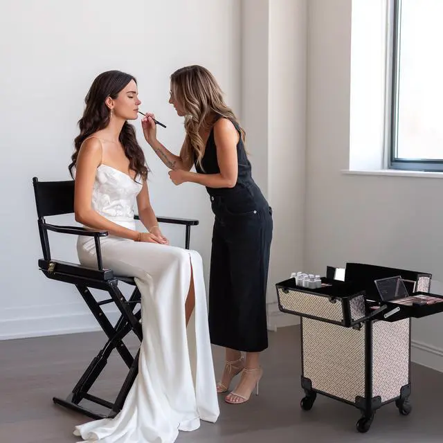 Alt view image 5 of 7 - Byootique Rolling Makeup Train Case Cosmetology Organizer Box Art Deco Graphite