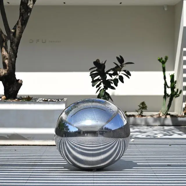 Main image of Yescom 32" Inflatable Mirror Ball Giant Reusable Large Disco Balloon Decoration for Party Wedding Event Stage Decor Silver