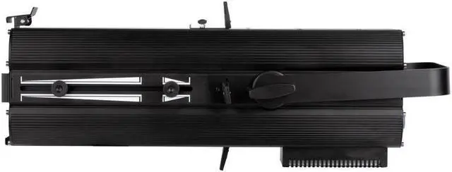 Alt view image 3 of 5 - Monoprice High Definition 200-Watt White 5600K LED Ellipsoidal Stage Light with Manual Zoom, For Theaters, Clubs, Churches, Conventions - Stage Right Series