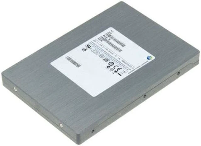 Alt view image 2 of 5 - EMC Hard Disk 200GB SAS SSD 3.5" 005049185 / 1 year warranty / in trays