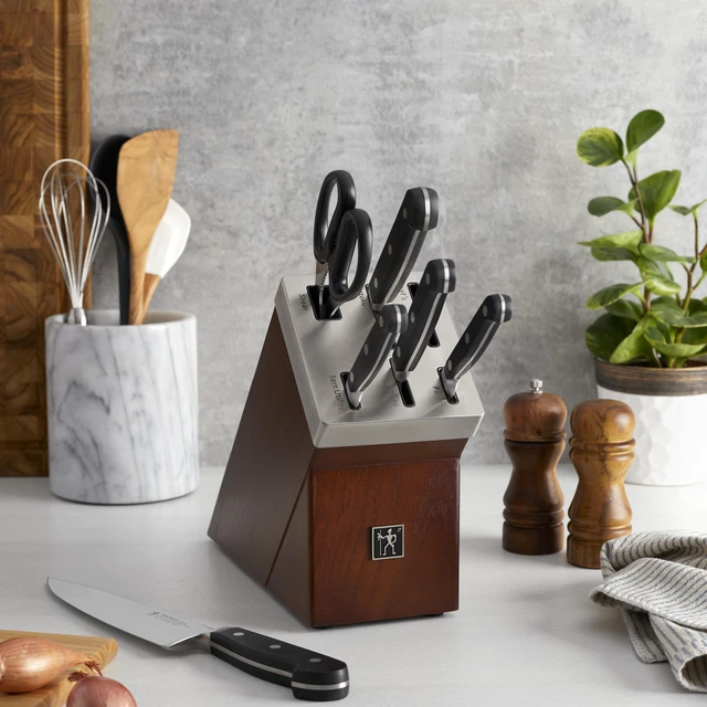 Alt view image 4 of 4 - Henckels Classic 7-pc Self-Sharpening Knife Block Set