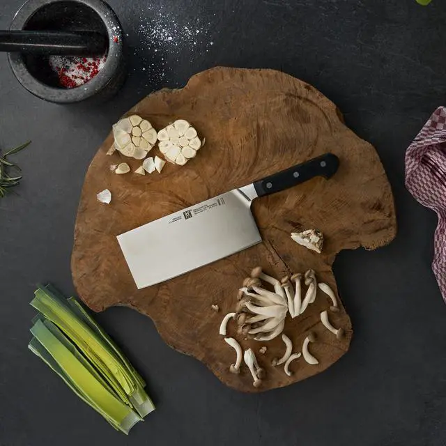 Alt view image 4 of 6 - ZWILLING Pro 7-inch Chinese Chef's Knife Vegetable Cleaver