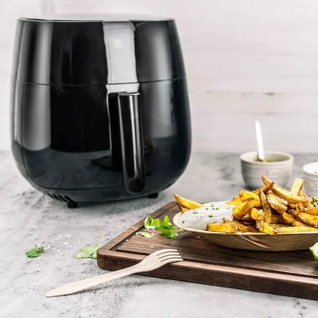 Alt view image 3 of 7 - ZWILLING Electrics 4-qt Air Fryer