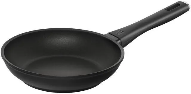 Main image of ZWILLING Madura Plus Forged 8-inch Nonstick Fry Pan
