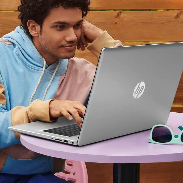 Alt view image 4 of 4 - HP 17 inch Laptop, HD+ Display, 12th Gen Intel Core i5, 8 GB RAM, 512 gb SSD, Intel Iris Xe Graphics, Windows 11 Home, 17-cn2099nr (2023)
Notebook PC