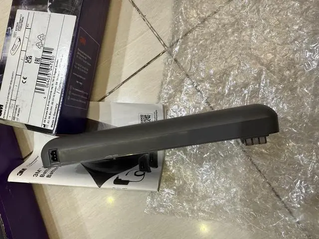 Main image of 3M Adflo PAPR Welding Mask Battery 837630-A - 10.8V 2.8Ah 30.24Wh Li-ion (3INR19/66 Rechargeable)