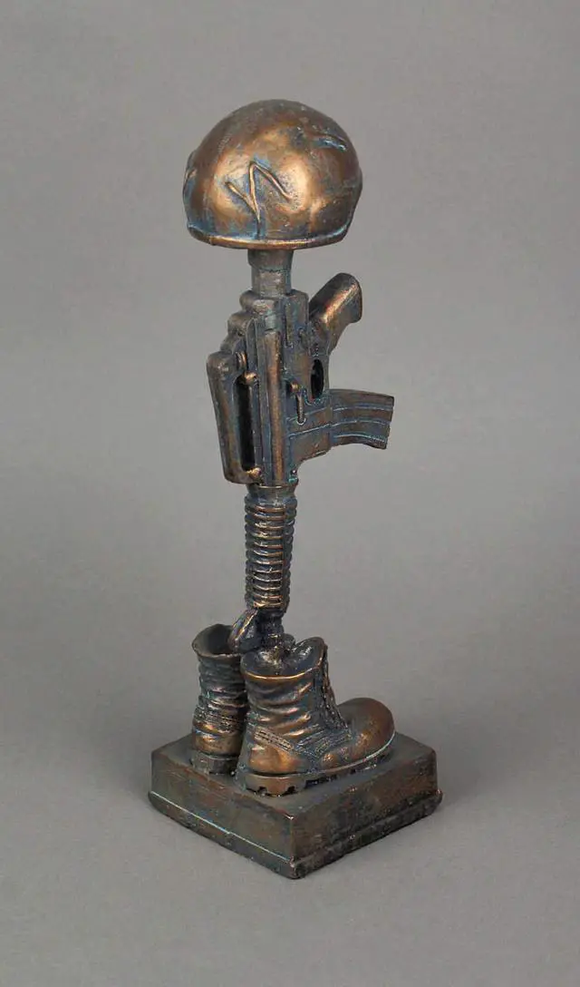 Alt view image 3 of 4 - Antique Bronze Finish Battle Cross Fallen Soldier Helmet Boots and Rifle Statue
