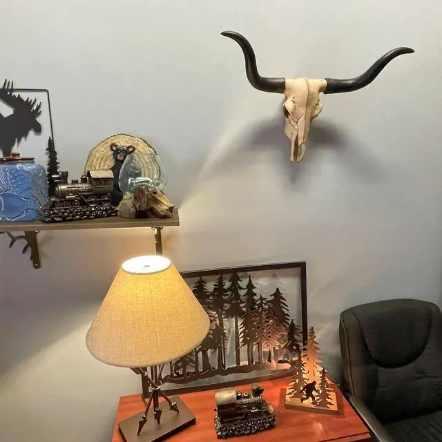 Alt view image 4 of 7 - Huge 27.5-Inch Wide Long Horn Steer Skull Resin Wall Hanging for Western Themed Bedrooms and Living Rooms - Simple Installation - Country Farmhouse Cow Decor