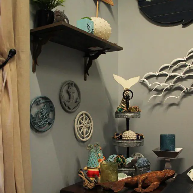 Alt view image 5 of 7 - Set of 3 Cast Iron Trivets, 8 Inch Round Nautical Designs