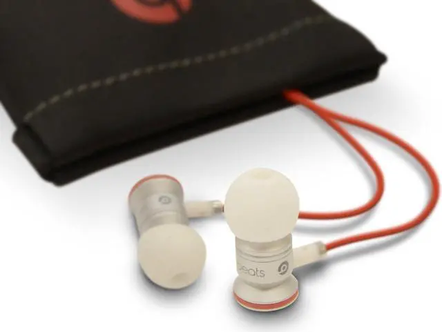 Alt view image 2 of 3 - NEW Genuine Urbeats Beats By Dr Dre In Ear Headset Earphones + Pouch - White/Red (NON RETAIL PACKAGING)