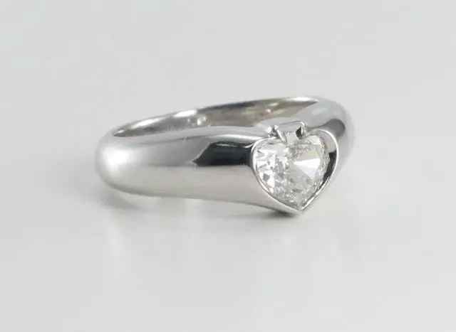 Alt view image 2 of 4 - 18k White Gold Spade Cut Bezel Solitaire Diamond Engagement Ring (0.77 Ct, G Color, SI1 Clarity)