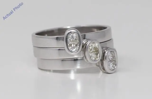 Alt view image 2 of 4 - 18k White Gold Princess Diamond Bezel Setting Triple set modern two stone stylish rings(0.73 ct, J, SI)