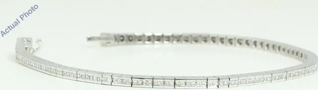 Main image of 18k White Gold Princess Cut Contemporary chic classic diamond tennis bracelet (1.78 Ct, H Color, VS Clarity)