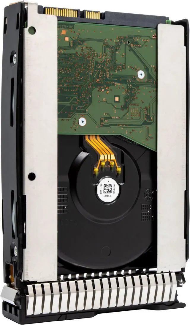 Alt view image 2 of 3 - HP 793767-001 6Tb Hot-Plug Sata Hard Disk Drive - 7,200 Rpm, 6Gb/Sec Transfer Rate, 3.5-Inch Large Form Factor (Lff), Helium, 512E Sector Format, Smartdrive Carrier (Sc)