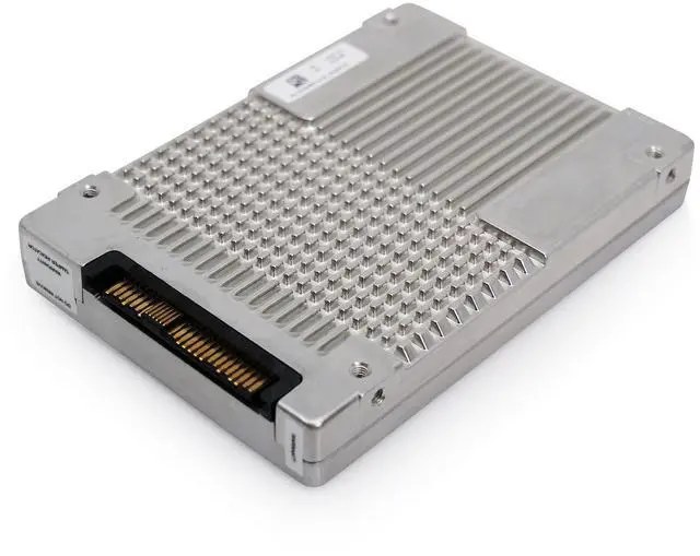 Alt view image 4 of 8 - HPE P21124-002 - SSD - Read Intensive - 1.92 TB - SAS 12Gb/s New F/s